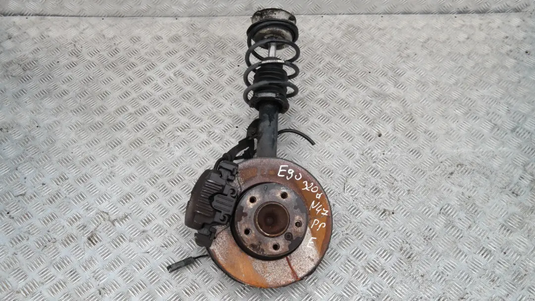 BMW 3 Series E90 320D N47 FRONT RIGHT O/S SPRING STRUT LEG SUSPENSION BRAKE