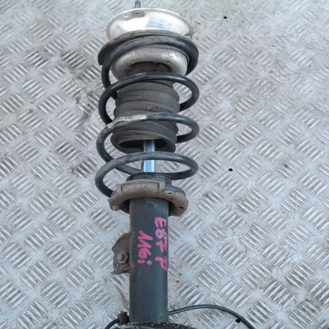 BMW E87 116i N45 Delantero Derecho Muelle Strut Freno Suspension Pierna Hub