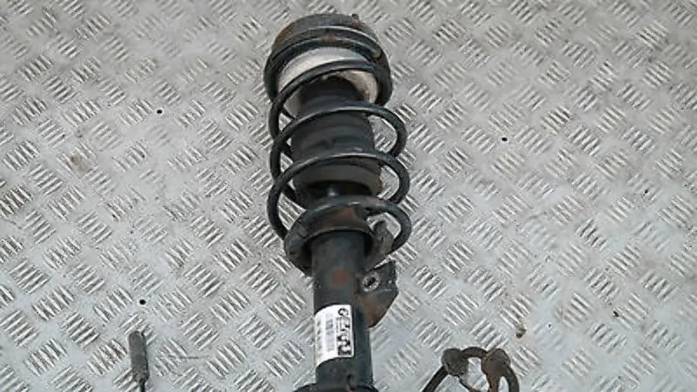 BMW E90 318d N47 MUELLE DELANTERO DERECHO SUSPENSIÓN FRENO CALLIPER