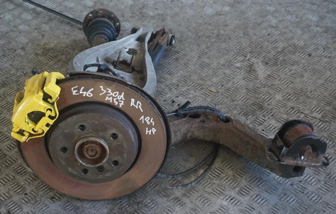 BMW 3 E46 Saloon 330d M57 Rear Right O/S Suspension Leg Brake Wheel Hub Axle