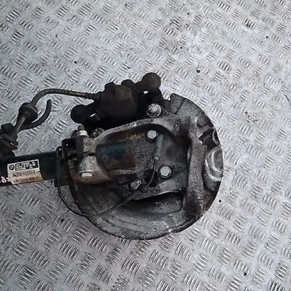 BMW E81 118D N47 Delantero Derecho Muelle Strut Freno Suspension Pata Buje Eje