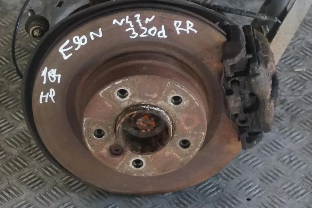 BMW 3 E90 LCI 320d N47N Suspensión Trasera Derecha Rueda Porta Freno Disco