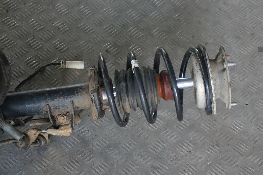 BMW E90 325d M57N2 Delantero Izquierdo Muelle Strut Pierna Suspension