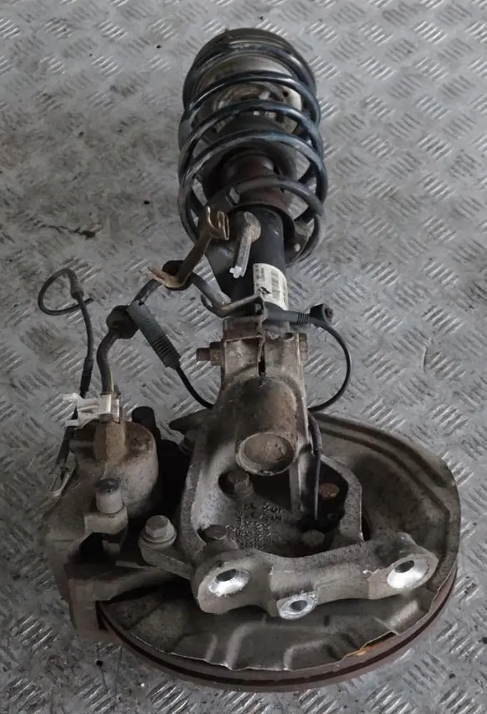 BMW E91 318d N47 Delantero Izquierdo Muelle Strut Freno Suspension Pata Buje