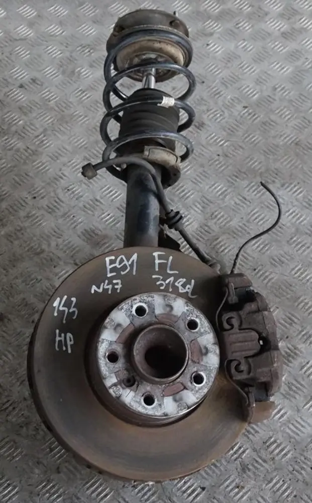 BMW E91 318d N47 Delantero Izquierdo Muelle Strut Freno Suspension Pata Buje