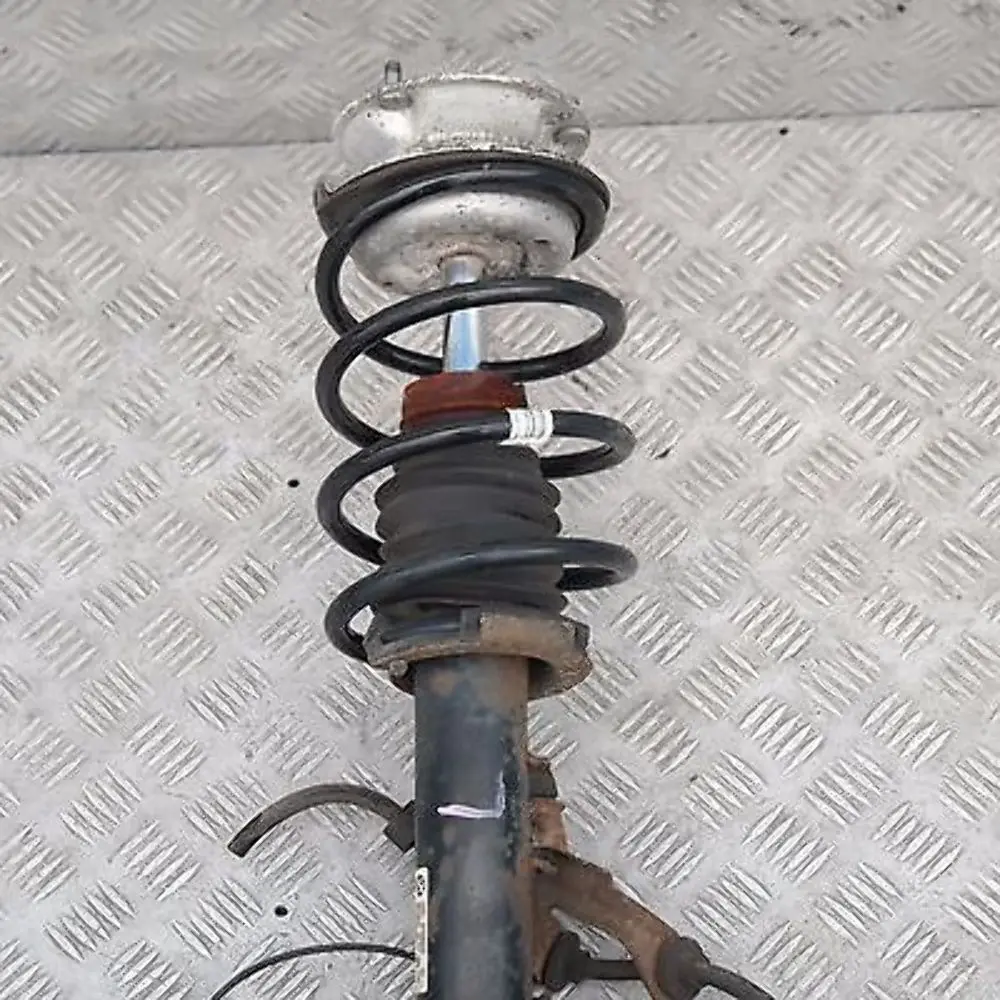 BMW E81 116i N43 Frente Izquierda N / S Spring Strut Freno Suspension Pierna Hub