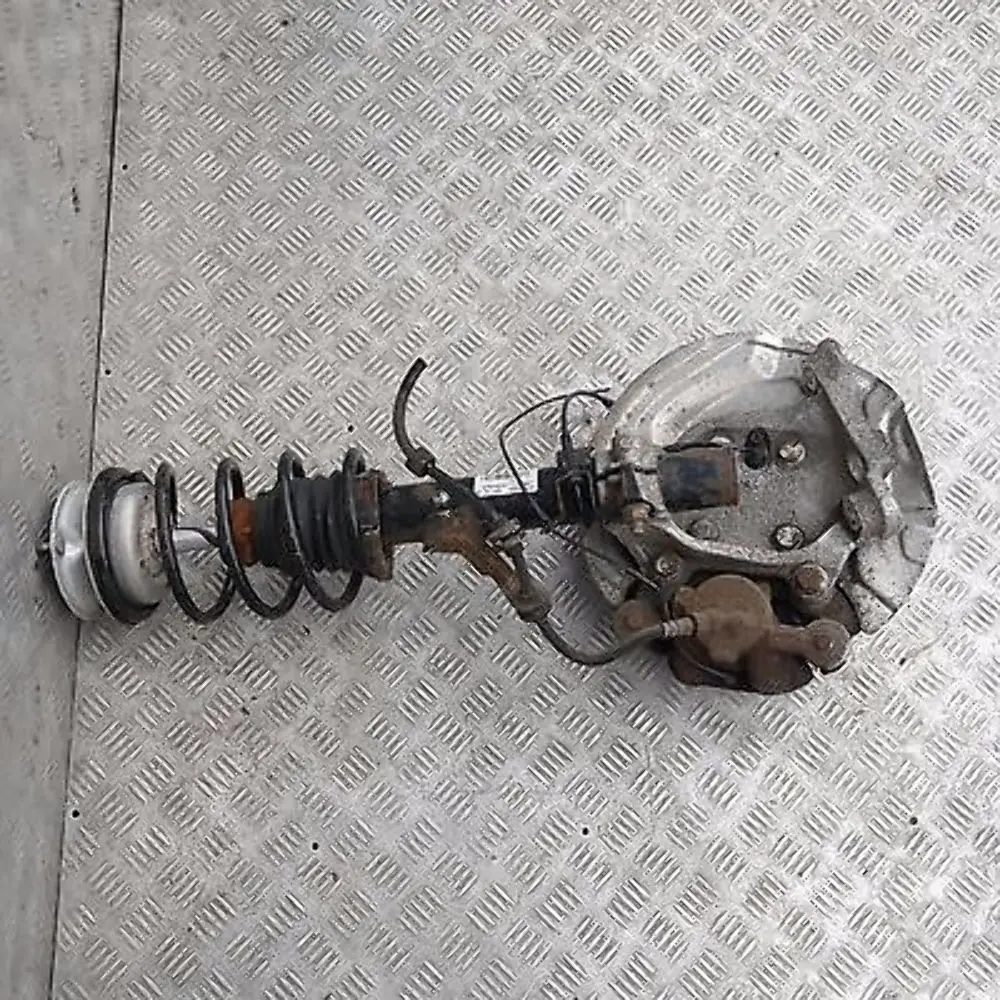 BMW E81 116i N43 Frente Izquierda N / S Spring Strut Freno Suspension Pierna Hub