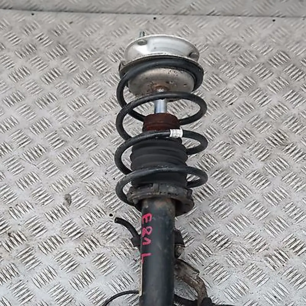 BMW E81 118d N47 Delantero Izquierdo Muelle Strut Freno Suspension Pierna Eje