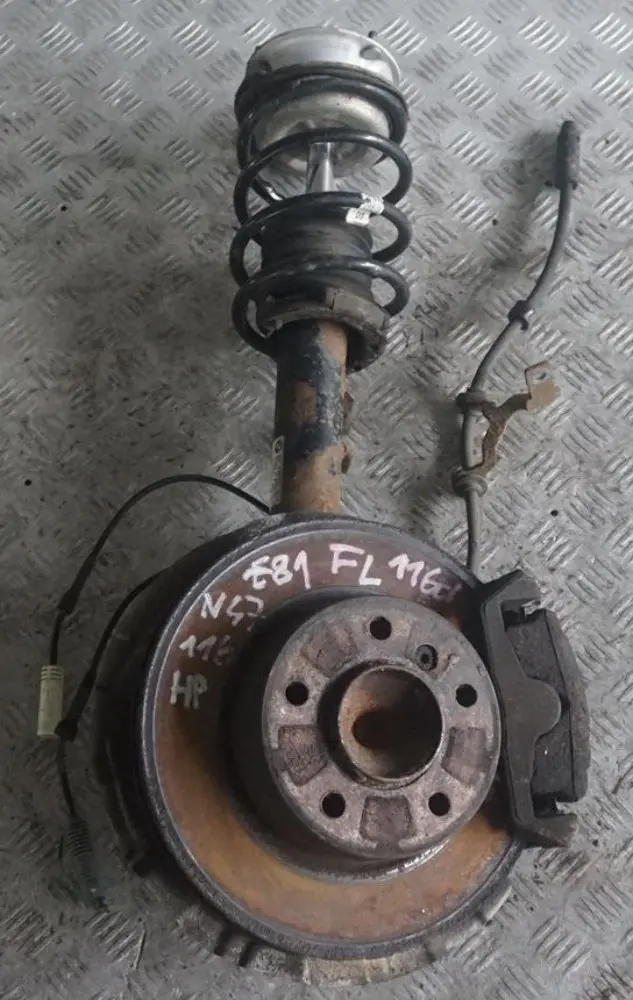 BMW E81 116d N47 Delantero Izquierdo Muelle Strut Freno Suspension Pata Buje