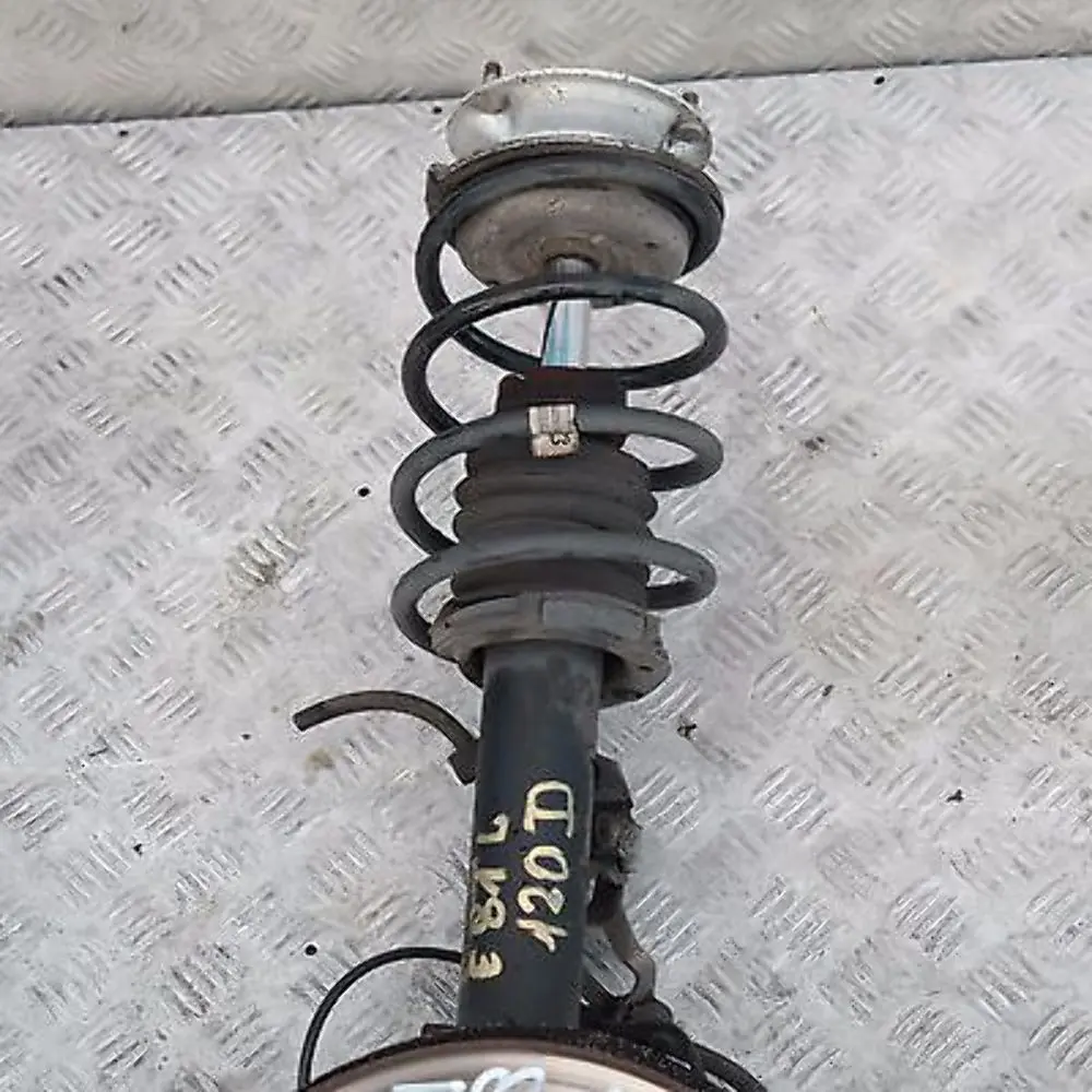 BMW E81 120D Delantero Izquierdo Muelle Strut Freno Suspension Pata Buje Eje