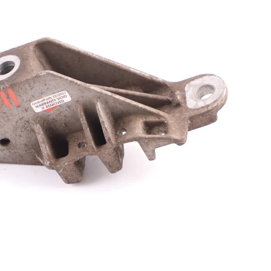 Stabilizer Bracket BMW G11 G30 xDrive Front Anti Roll Mount Right O/S 6884012