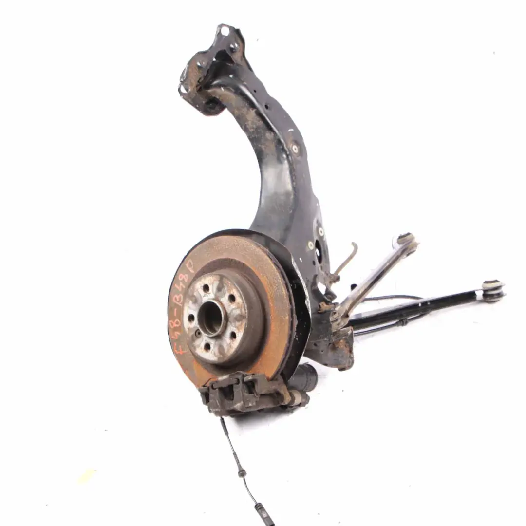 BMW F48 20i B48 sDrive Suspension arrière droite Moyeu de jambe Disque de frein