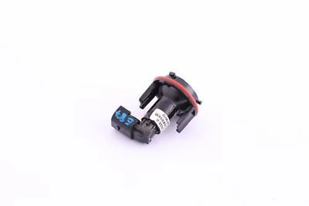 BMW 1 6 Series E63 E64 E87 Xenon Headlight Parking Light Bulb Socket 6904048
