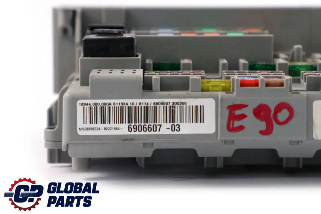 BMW E87 E90 E91 E92 E93 Power Distribution Fuse Box Front