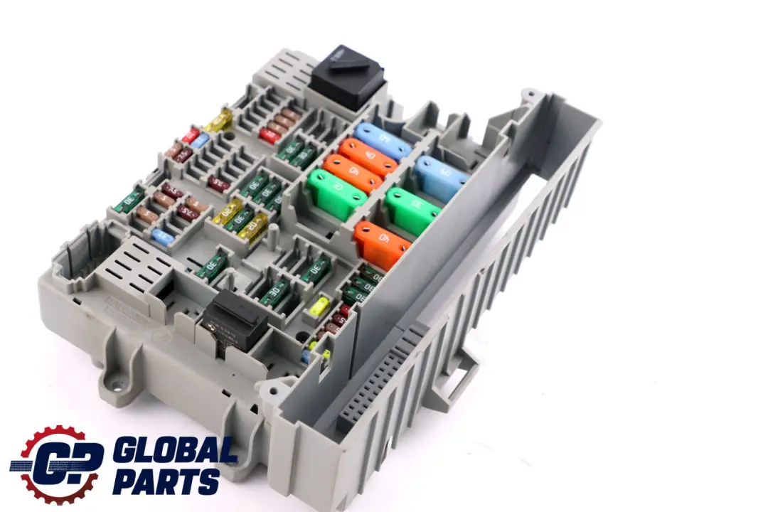 BMW E87 E90 E91 Caja Fusibles Distribucion Energia parte Delantera 690662