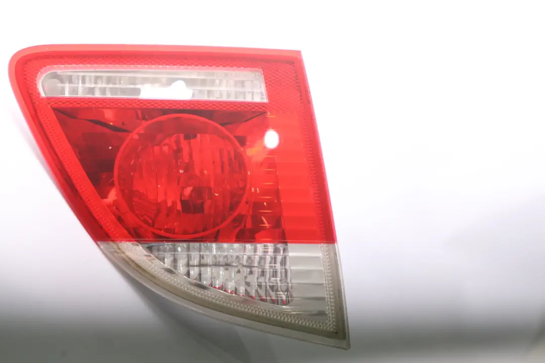 BMW 5 Series E61 Rear Light In Trunk Lid Boot Lamp Left N/S 6925893
