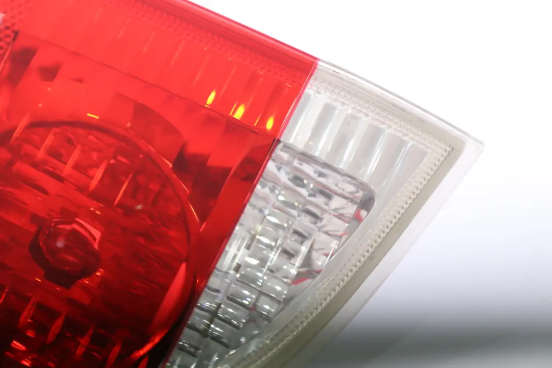 BMW 5 Series E61 Rear Light In Trunk Lid Boot Lamp Left N/S 6925893