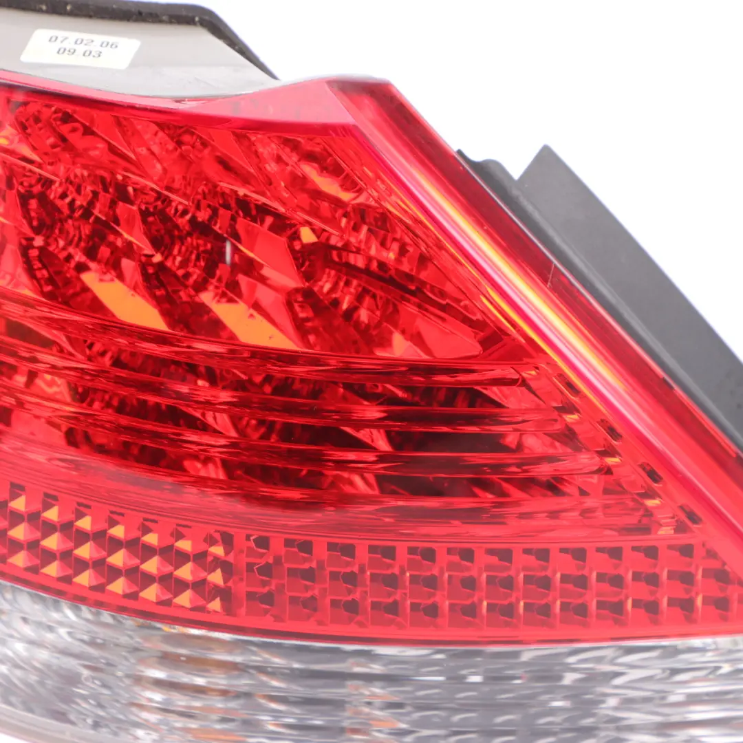 BMW E65 E66 E67 Rear Light In The Side Panel White Left N/S 6937235