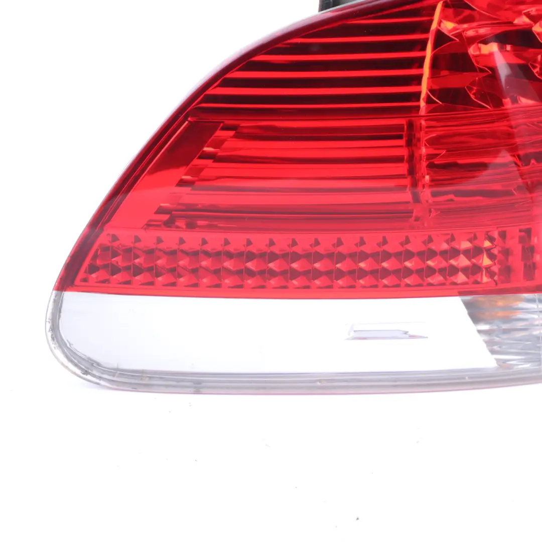 BMW E65 E66 E67 Rear Light In The Side Panel White Left N/S 6937235