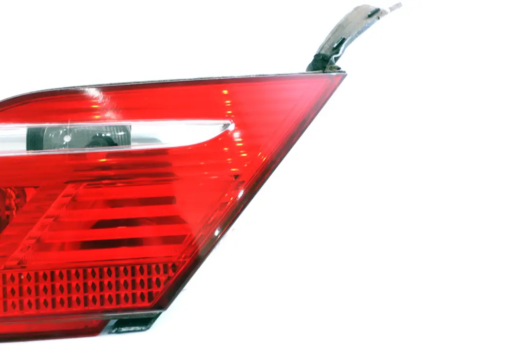 BMW 7 Series E65 Right O/S Rear Light In Trunk Lid Boot Tailgate Lamp 6938518