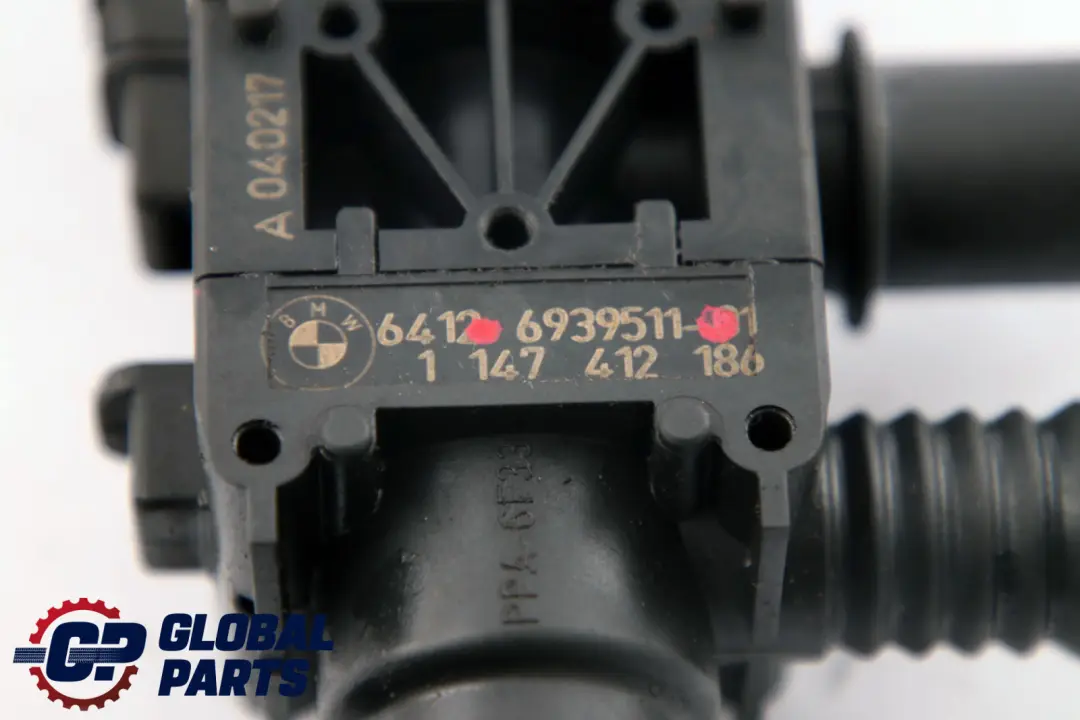 BMW X5 Series E53 Switchover Valve With Bracket 6939511