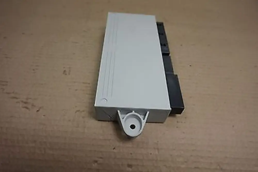 Control unit door front driver side BMW 7 Series E65 E66 E67 - SKU 6947122 - Part number 6947122