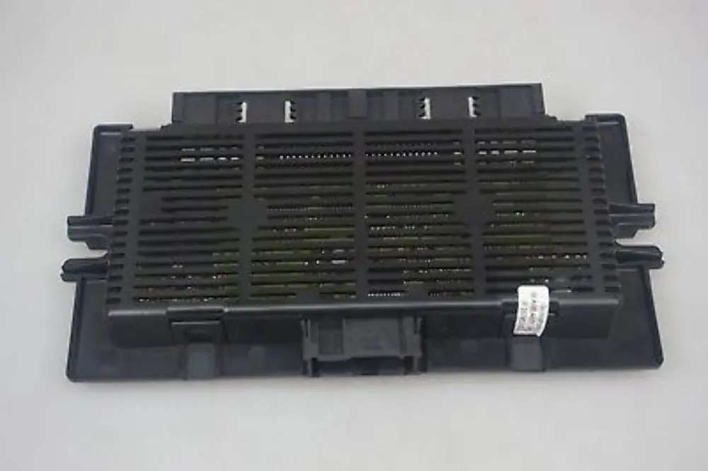BMW 1 SERIES E87 Light Module ECU LCM LOW Footwell module PL2 FRMFA 6956585