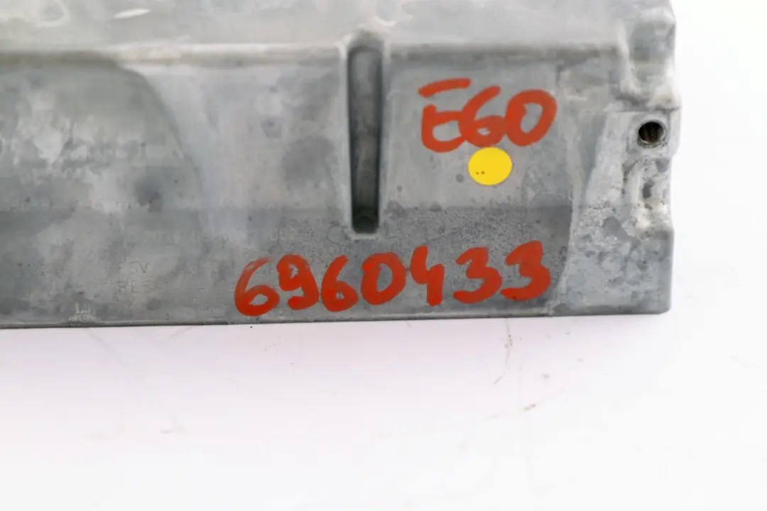 BMW 3 5 6 Series E60 E61 E63 E64 E90 E91 FBAS Analog Video Module Unit 6960433