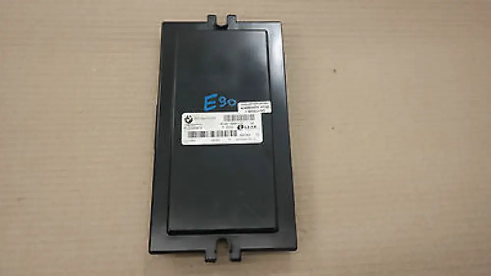 BMW 3 SERIES E90 Footwell module LOW BODY CONTROL UNIT 61356961132 6961132