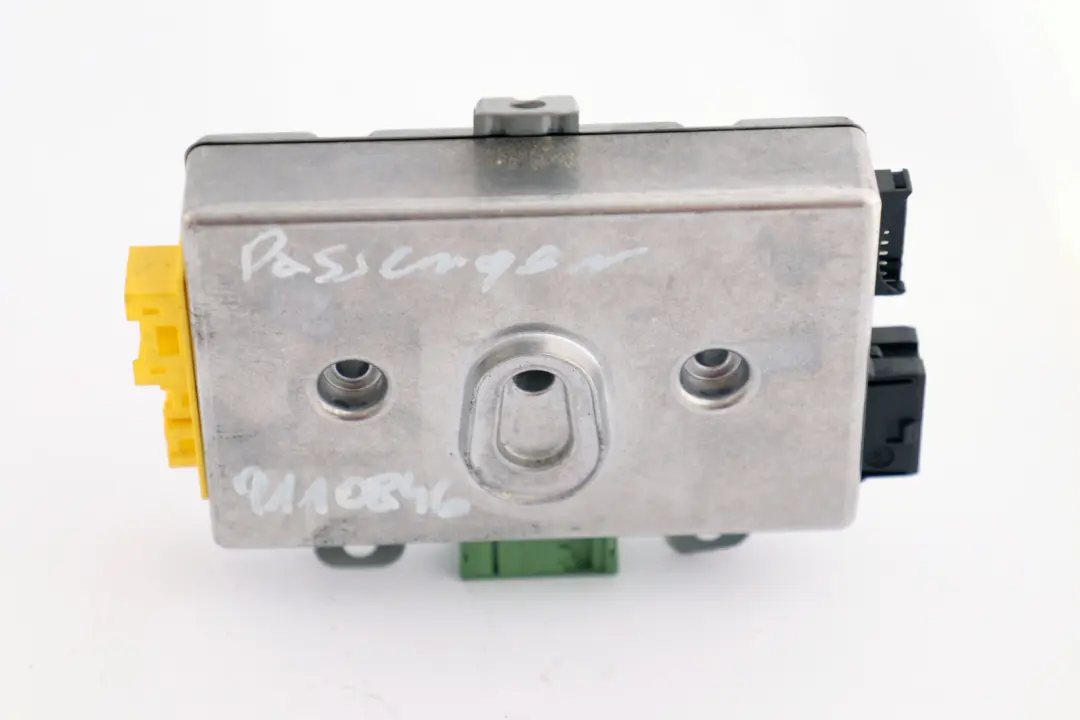 Air Control Module BMW E60 E61 E63 Passenger Side Door Unit 6963016