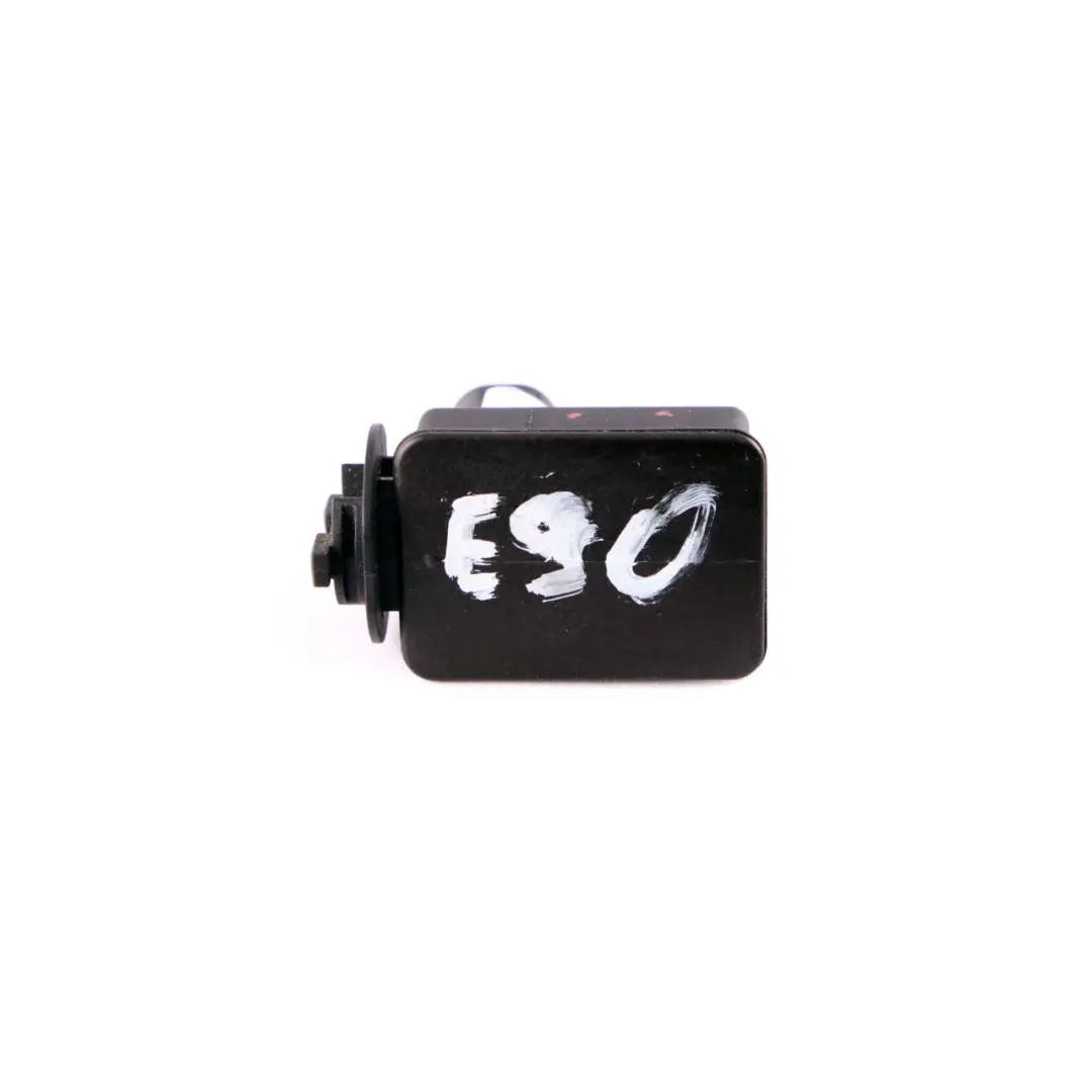 BMW E60 E61 E65 X5 E70 X6 E71 E81 E84 E87 E90 E91 F20 F21 F30 F31 F32 Sensor AUC