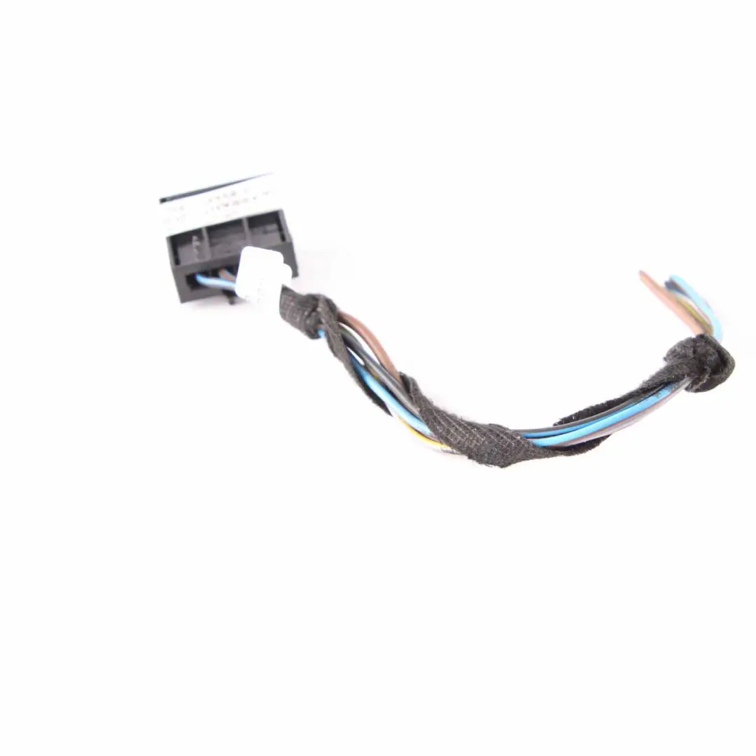 BMW X3 E83 Rear Light Side Panel Lamp Right O/S Plug Socket Wiring 8373312