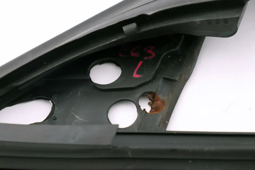 Window Guide Seal BMW E63 E63N E64 E64N Left N/S Front Door 7008567