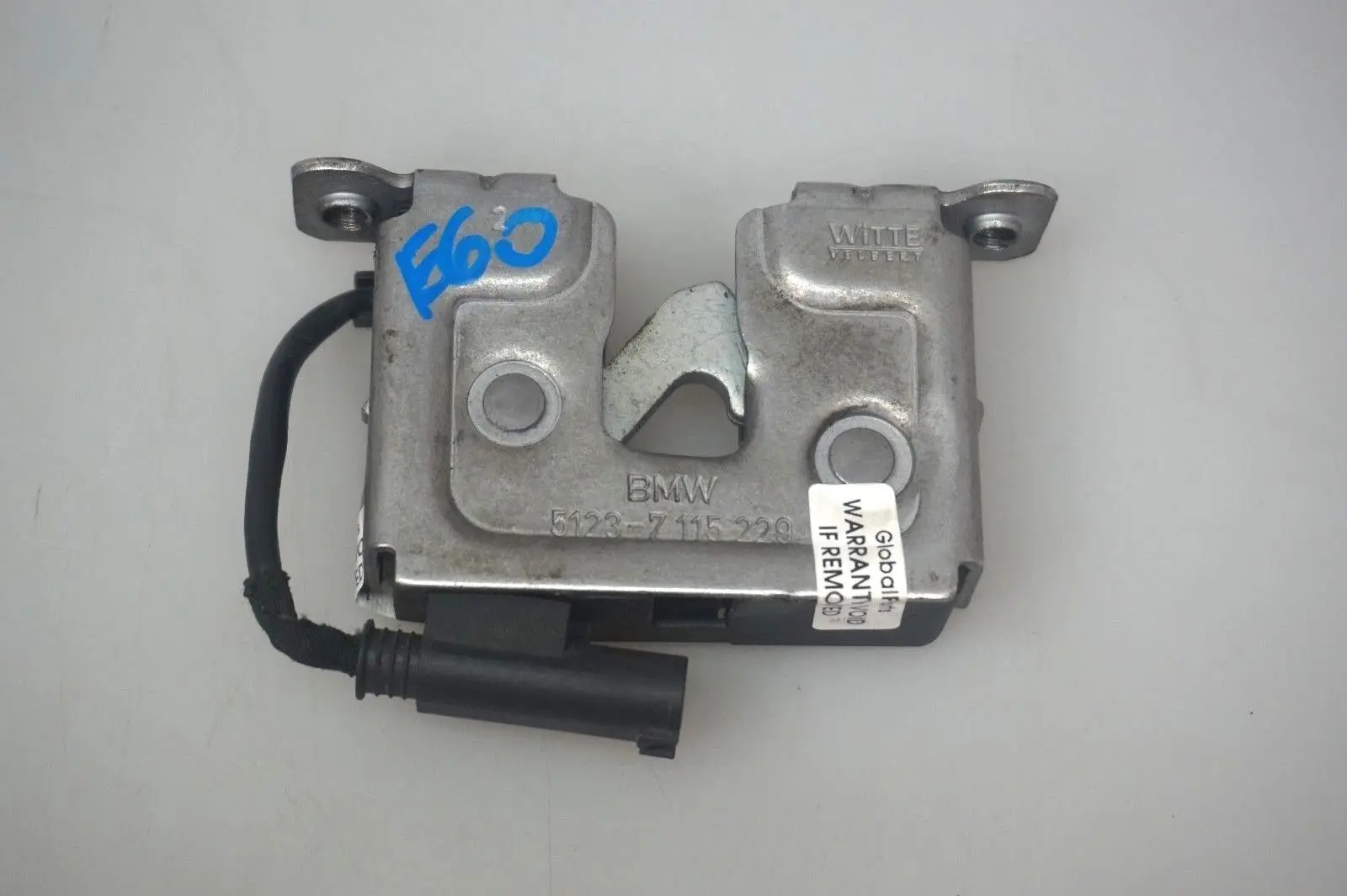 BMW 1 3 5 Series 1 E60 E61 E81 E87 E90 Bonnet Open Catch Lock Release Mechanism