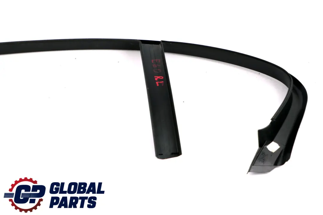 BMW E60 E60 LCI Marco Ventana Puerta Trasera Izquierda Embellecedor 7033647
