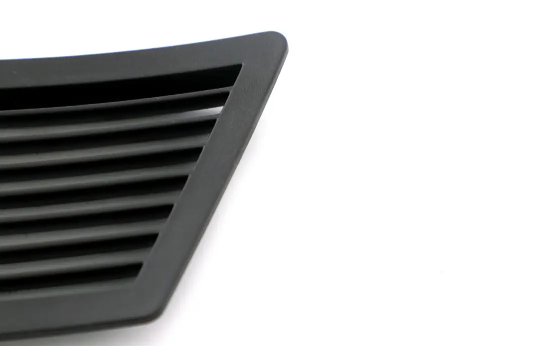 BMW Z4 Series E85 E86 Right O/S Grille Rear Ventilation Vent Cover Black 7036510