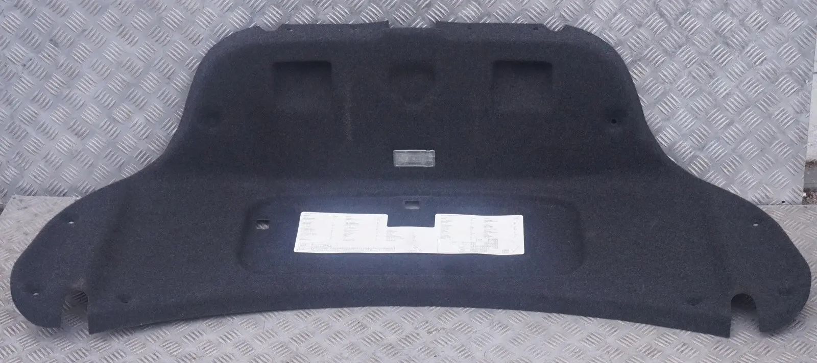 BMW 5 Series E60 Boot Trunk Lid Centre Trim Panel Cover 7072070