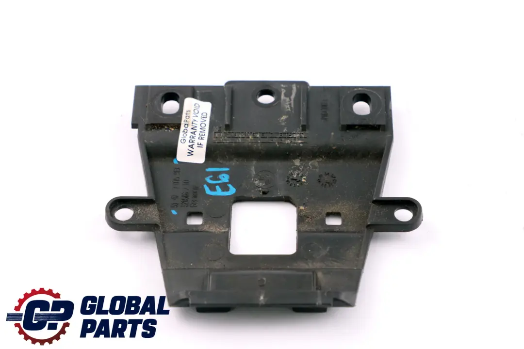 BMW 5 Series E61 E61N Retainer Loading Floor Lockable 51477075913 7075913