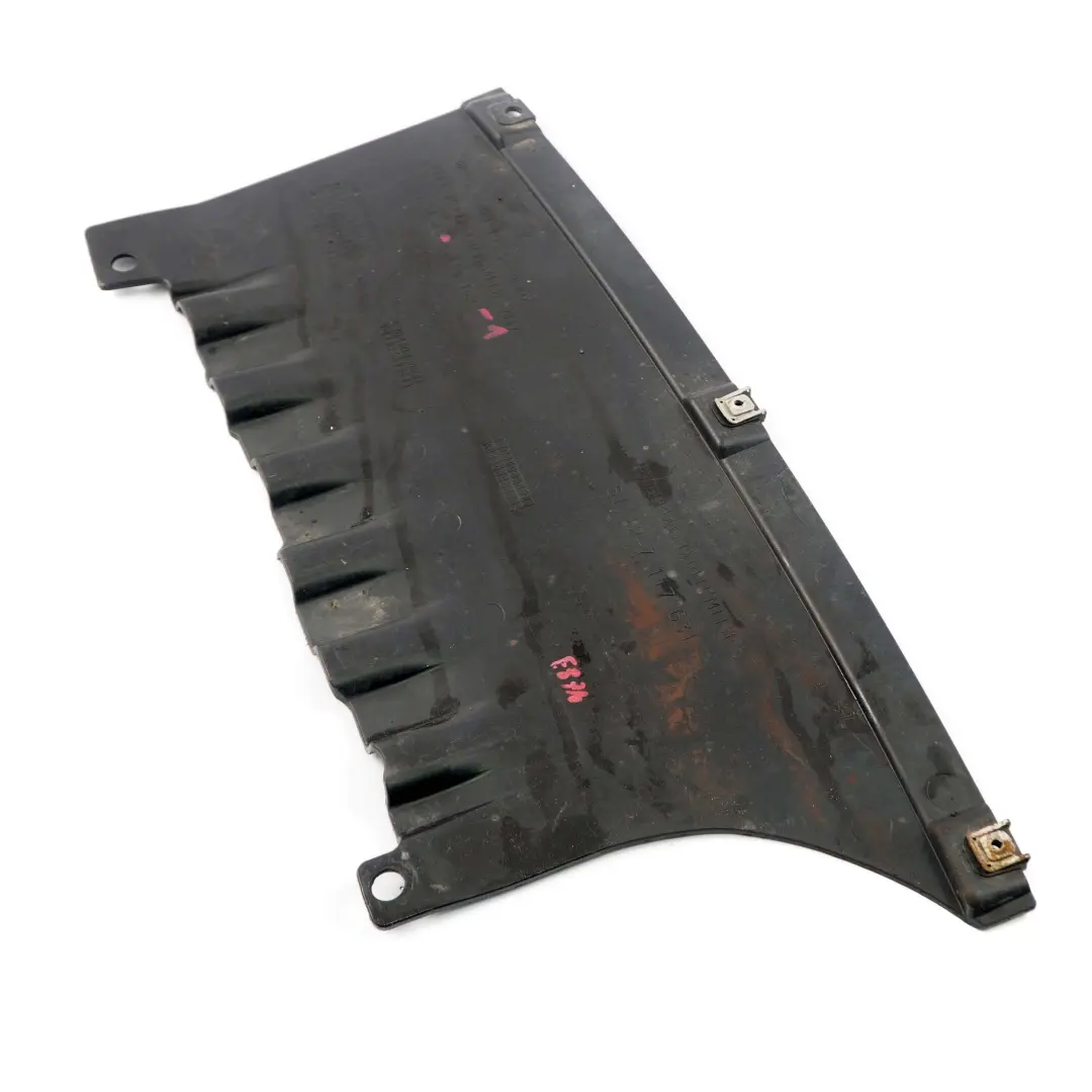 BMW E81 E82 E87 E88 LCI Parachoques trasero Bajo Panel Cubierta 7118162