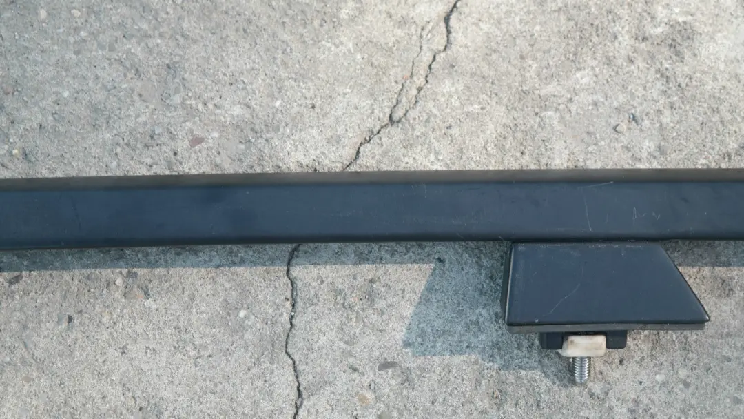 BMW E91 E91N Left roof railing bar exterior trim N/S 7118503