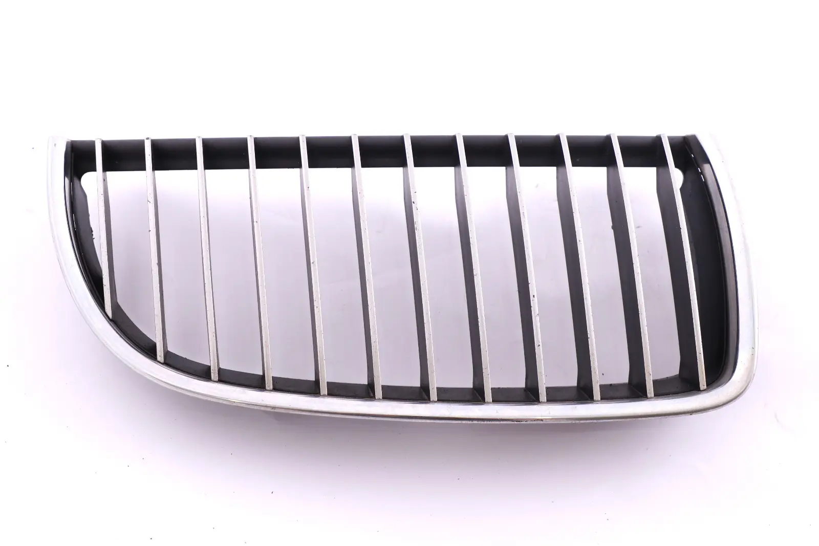 BMW 3 Series E90 E91 Front Bumper Grille Chrome Frame Right O/S 7120010