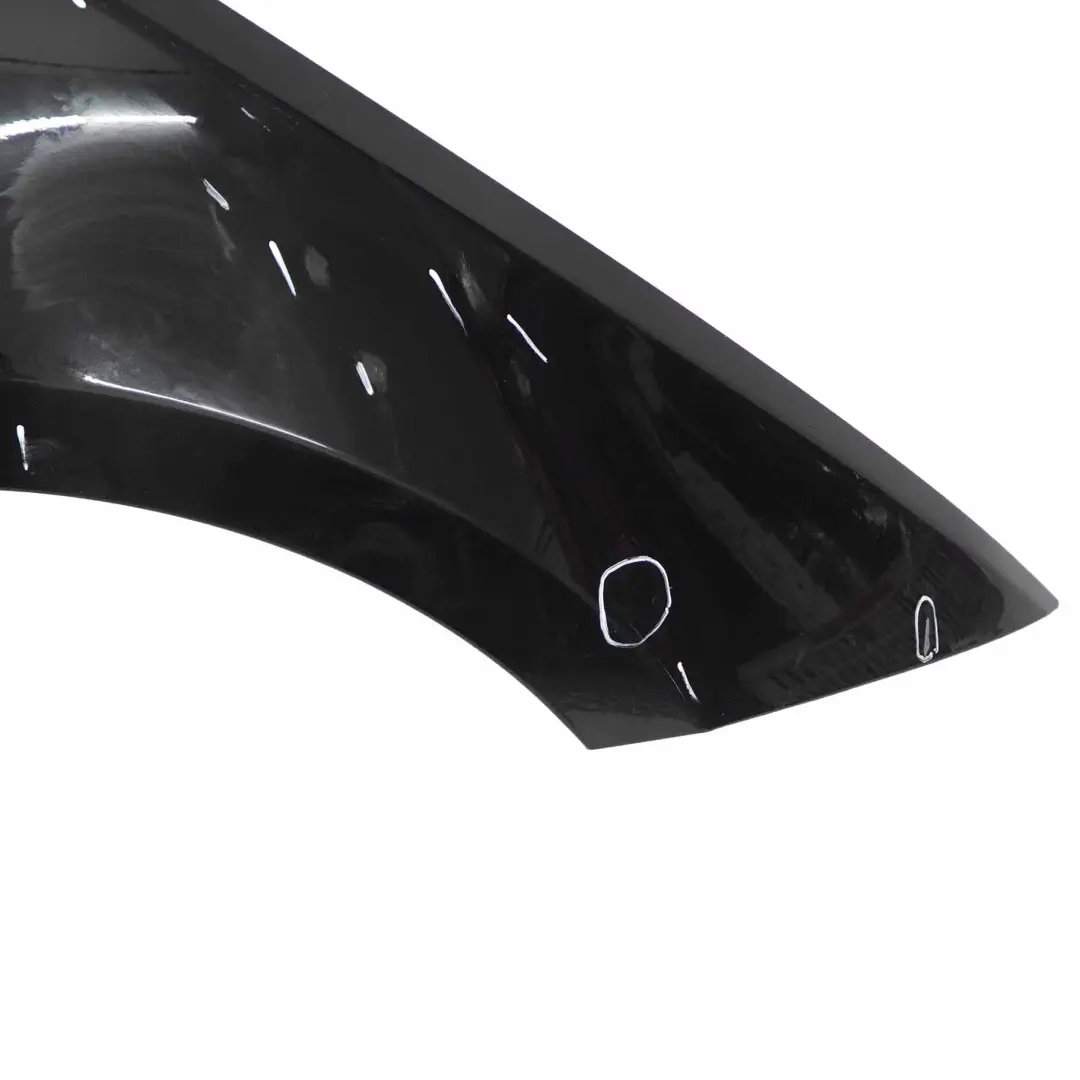 BMW E81 E87 Panel lateral guardabarros delantero derecho Schwarz 2 Negro - 668