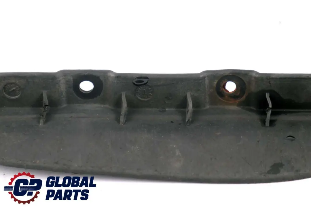 BMW E90 E91 E92 Labio  Delantero Izquierdo Embellecedor Paso Rueda 7136525