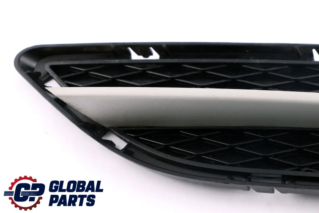 BMW 3 Series 1 E90 E91 LCI Front Bumper Closed Grid Side Right O/S 7138418