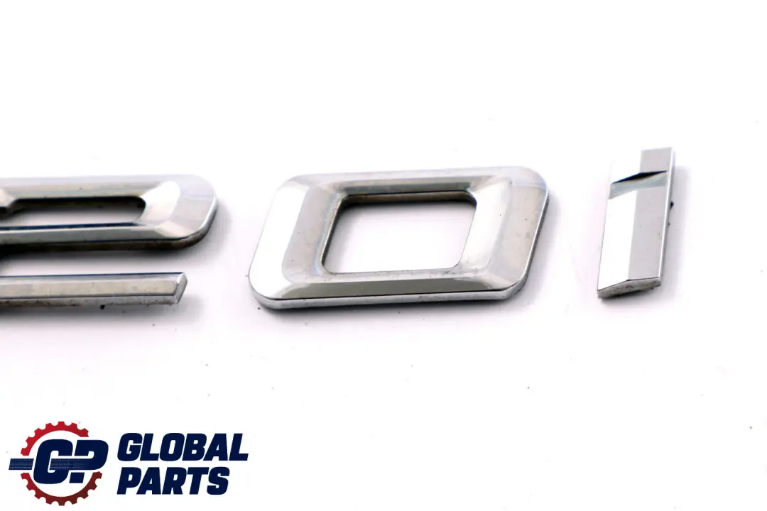 GenuineBMW E81 E82 E87 Tapa del maletero trasero Adherido 120i Lettering Emblema