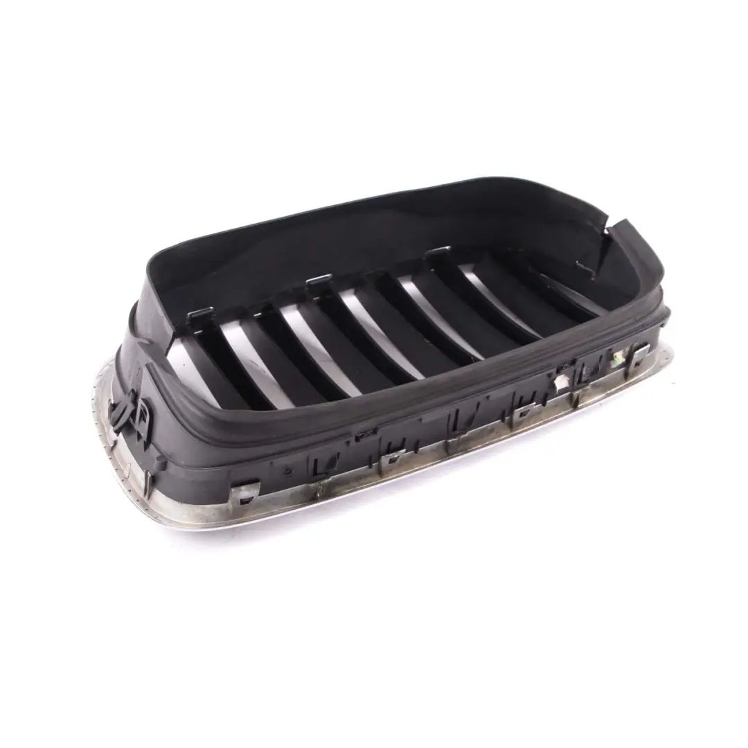 BMW X5 E70 Grill Atrapa Nerka Lewy Przód 7157687