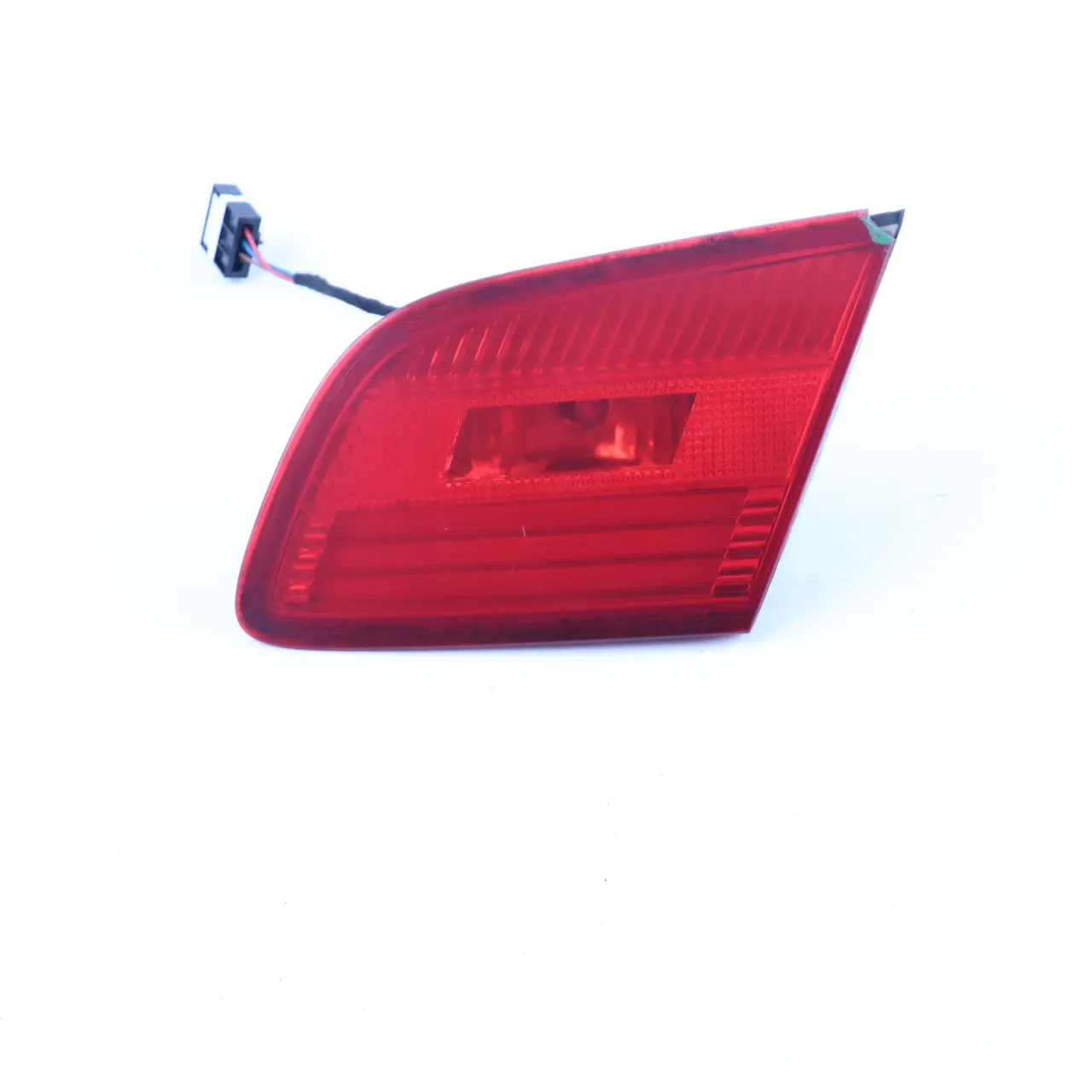 BMW E93 Cabrio Convertible Light In Trunk Lid Rear Right O/S Lamp 7162304