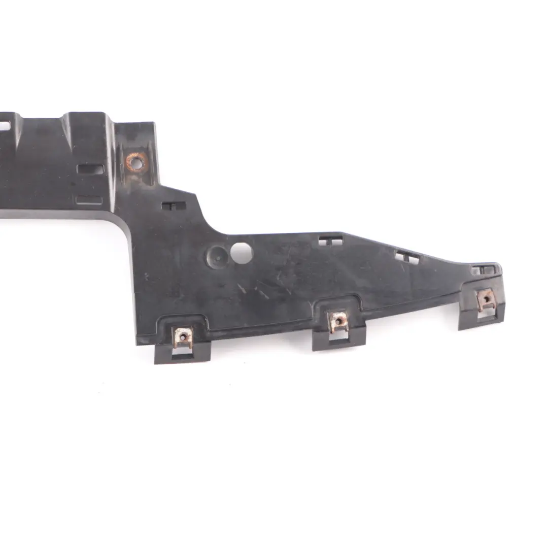 BMW E90 E91 Guide Bottom Centre Rear Bumper Guide 51127163847 7163847