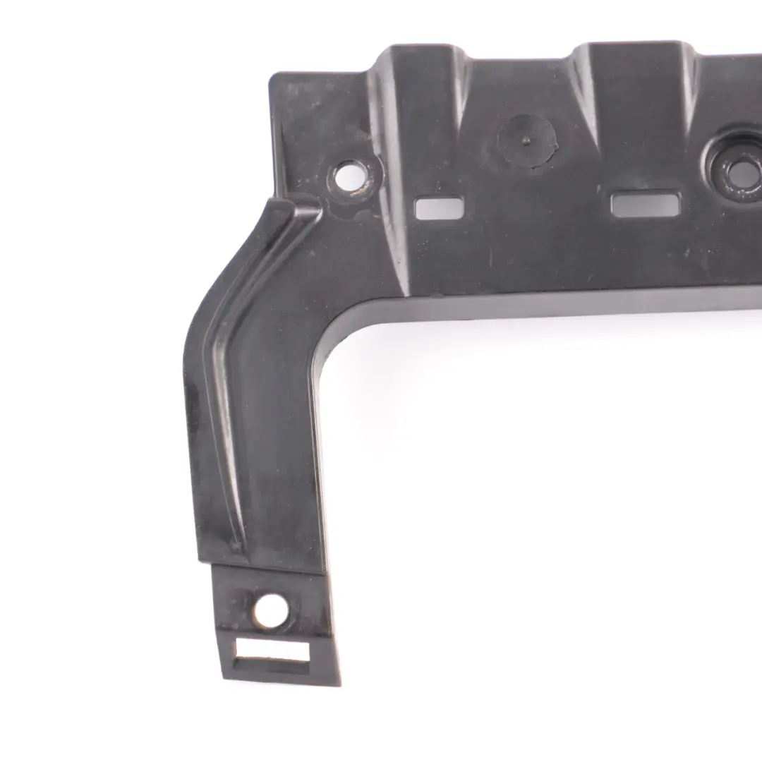 BMW E90 E91 Guide Bottom Centre Rear Bumper Guide 51127163847 7163847
