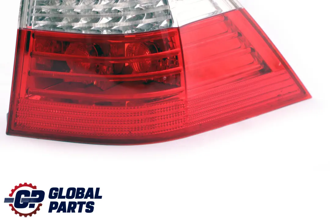 BMW E61 LCI Touring Rear Right O/S Lamp Light In Side Panel 7177694